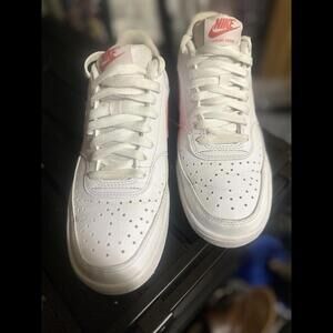 Women Nike Court Vision Lo NN‎ DR9885 101 Size 8.5